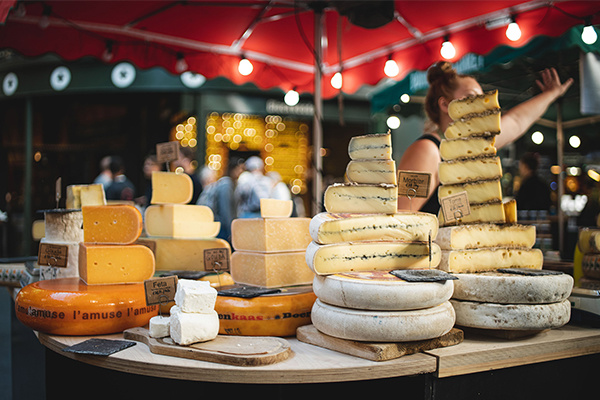 CHRISTMAS CHEESES